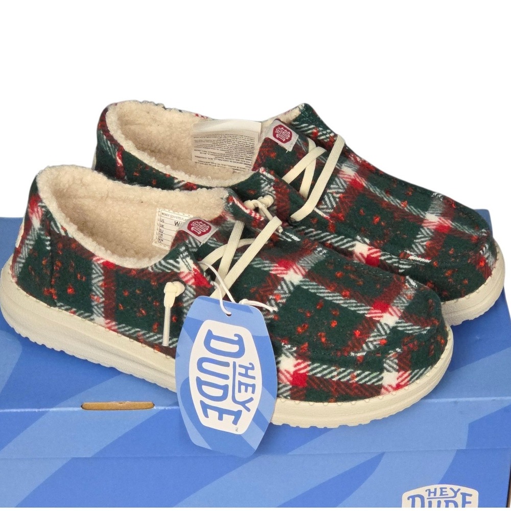 Hey Dude Wendy Plaid Loafers Women 6 Red Green Cozy Christmas Slip On Shoes NEW